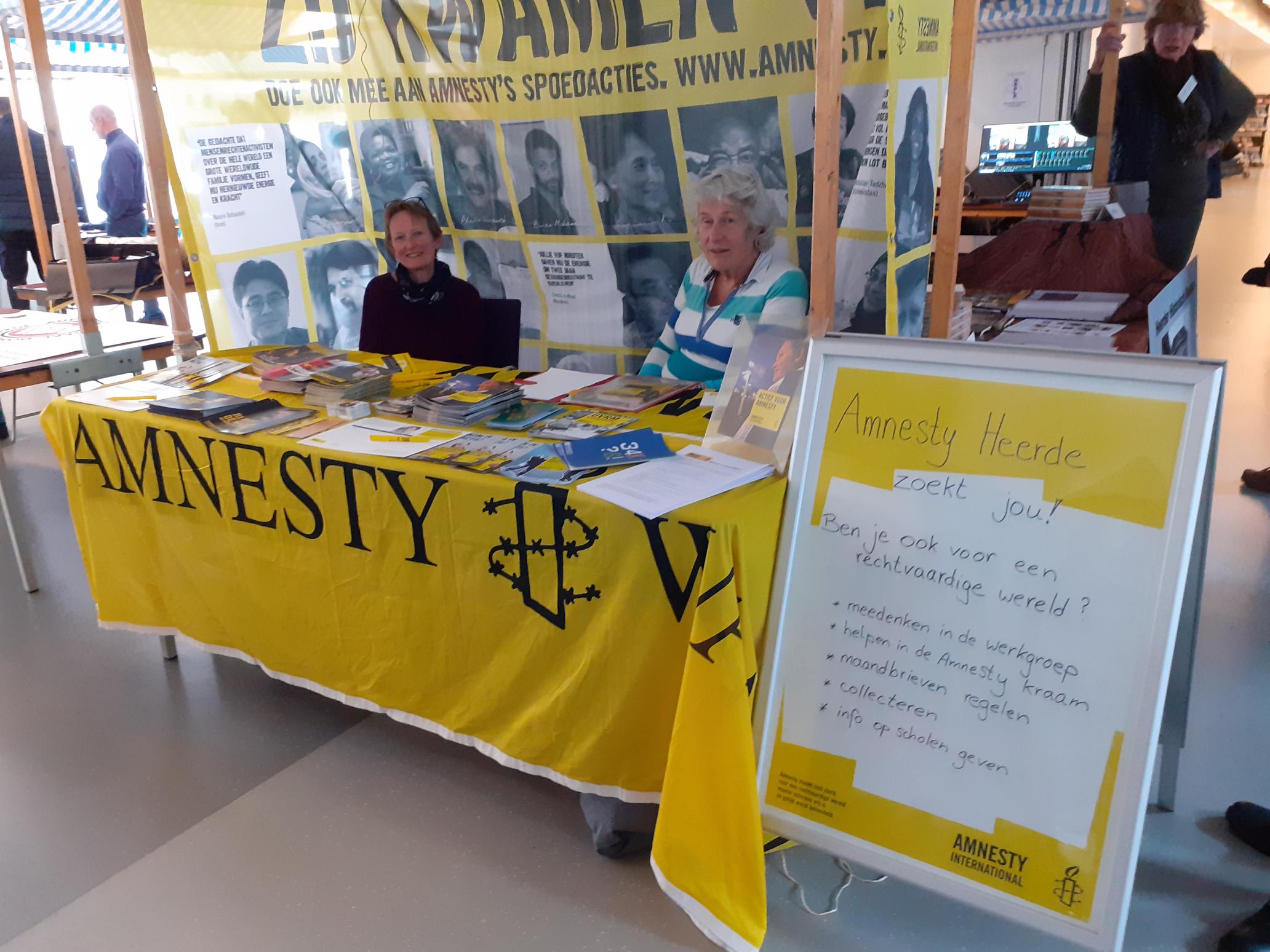 Amnesty op de vrijwilligersmarkt op 8 april 2022 in de Heerd